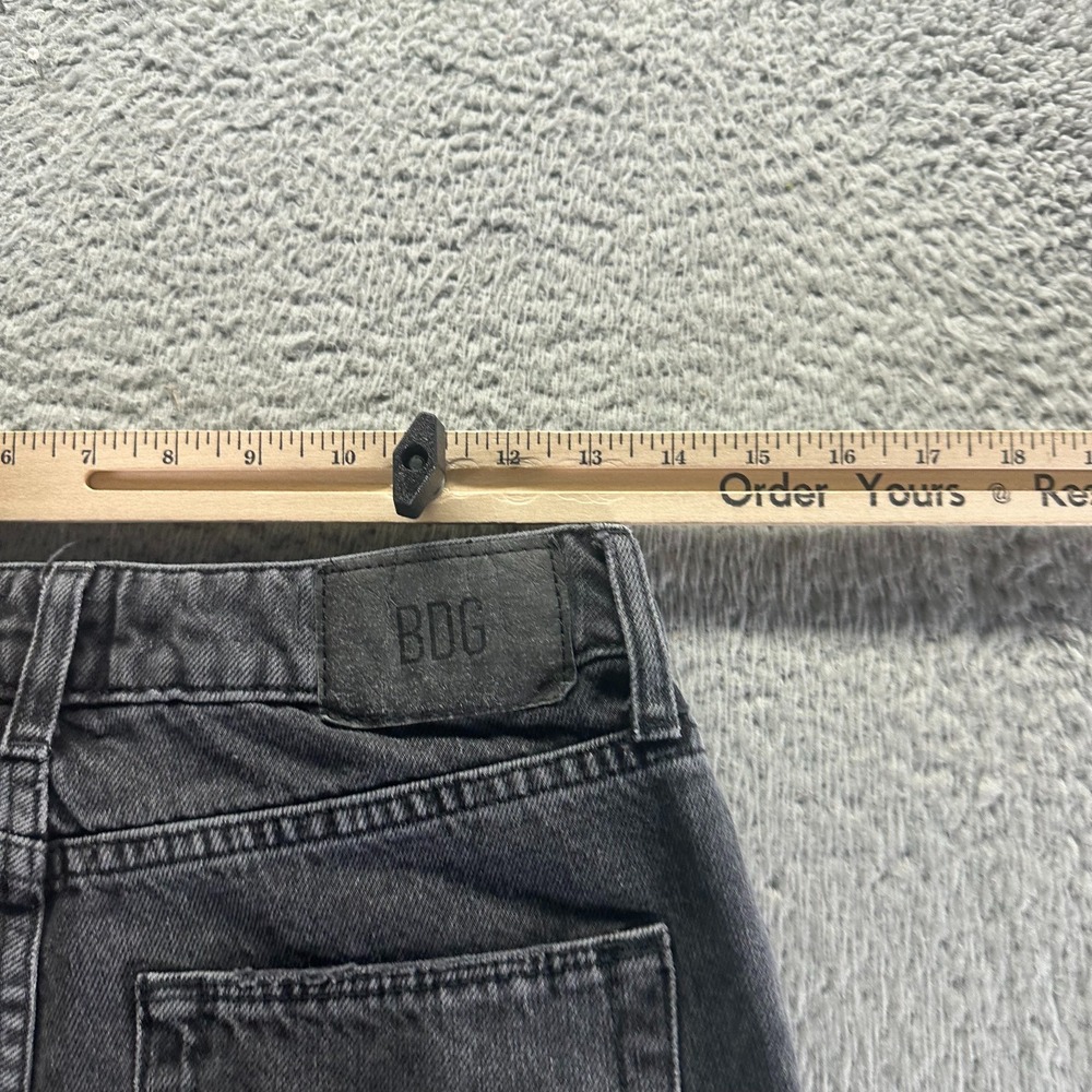 Urban Outfitters BDG Jeans Womens 27x29 Gray Cotton Denim Mom Tapered Workwear - Picture 7 of 10